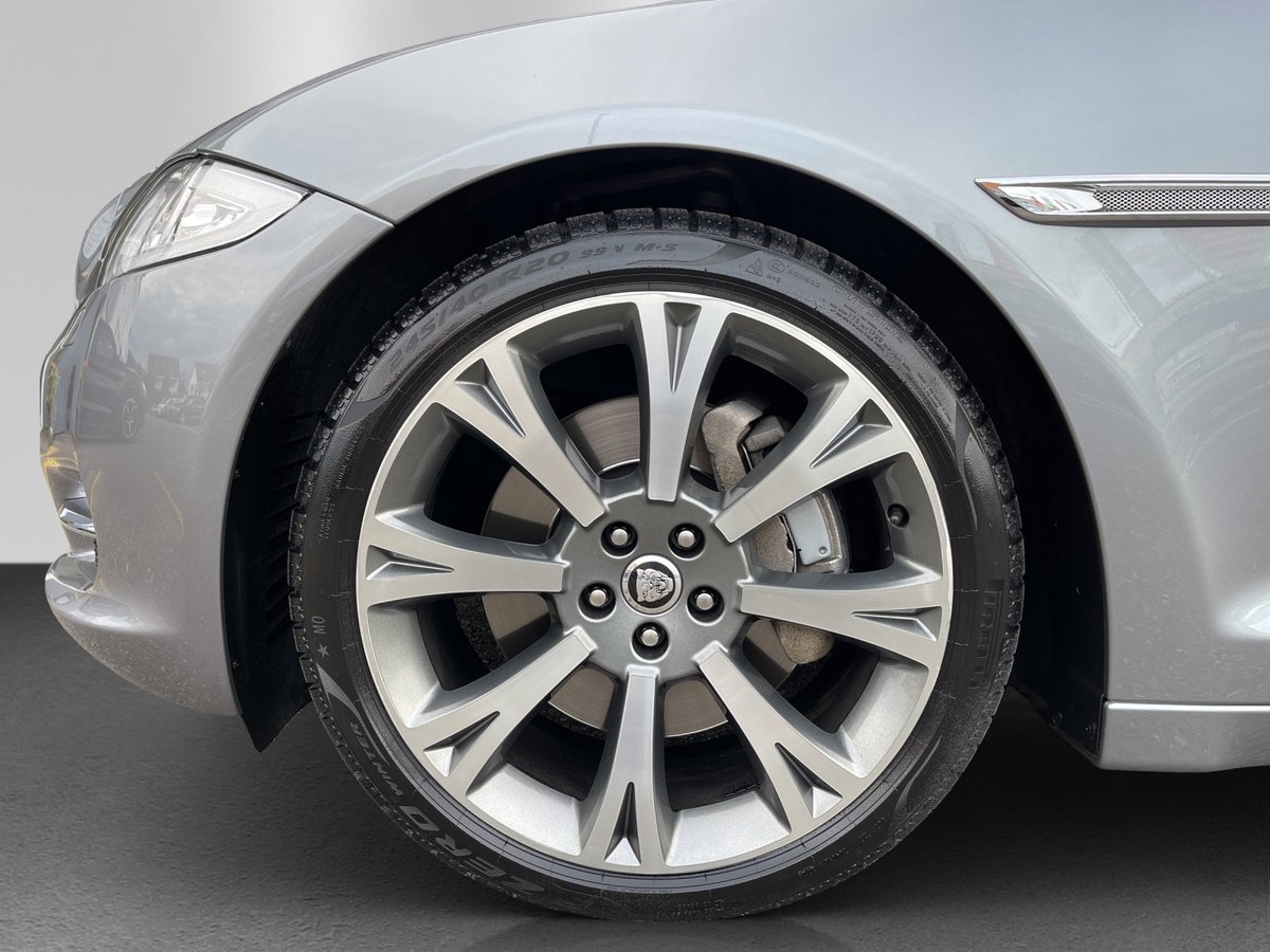 JAGUAR XJ 5.0 V8 Portfolio Automatic, Petrol, Second hand / Used, Automatic - 6