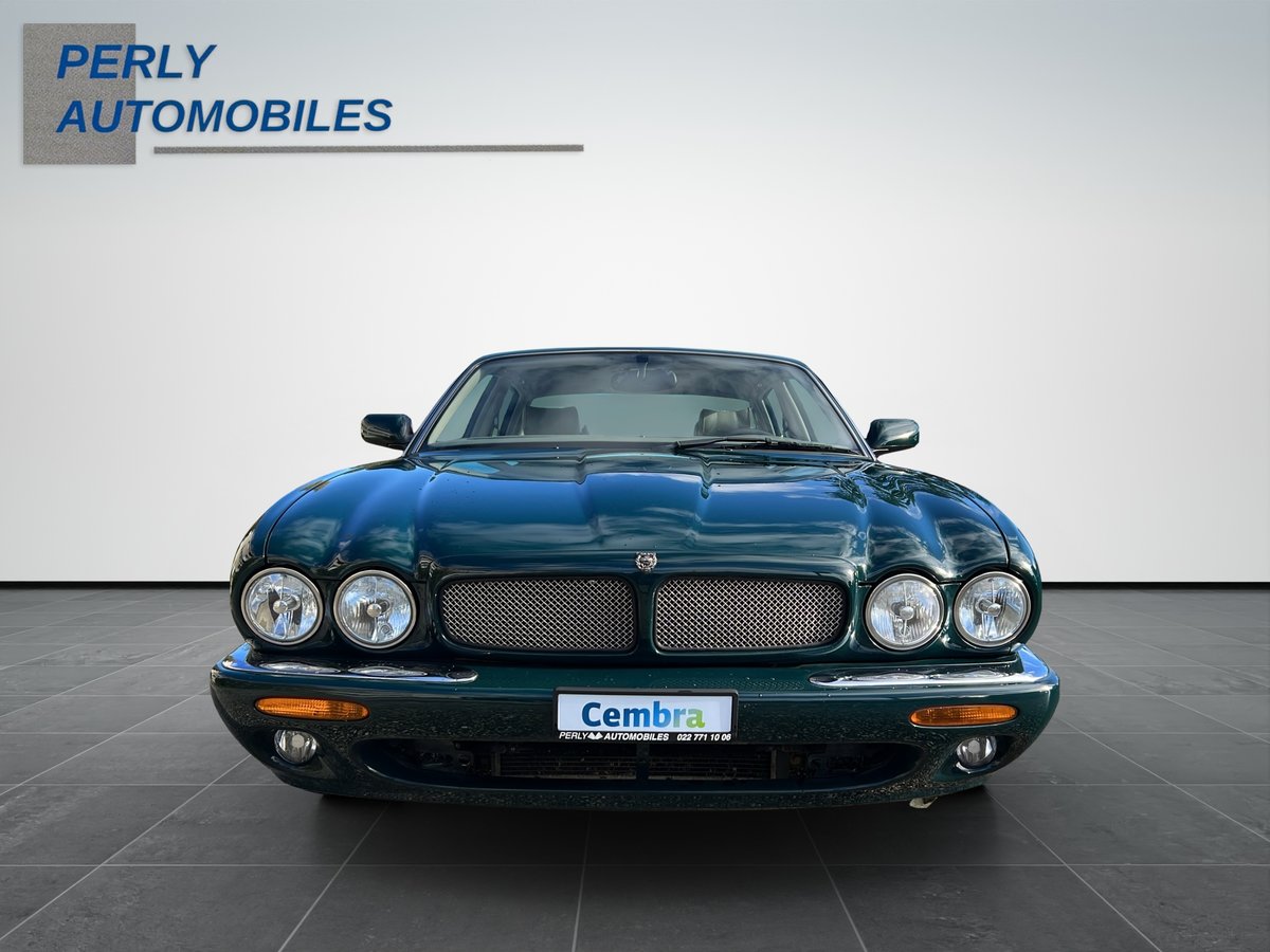 JAGUAR XJ 3.2 V8 Executive