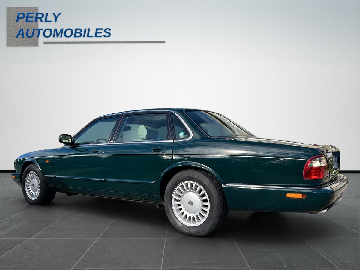 JAGUAR XJ 3.2 V8 Executive, Benzina, Occasioni / Usate, Automatico - 4