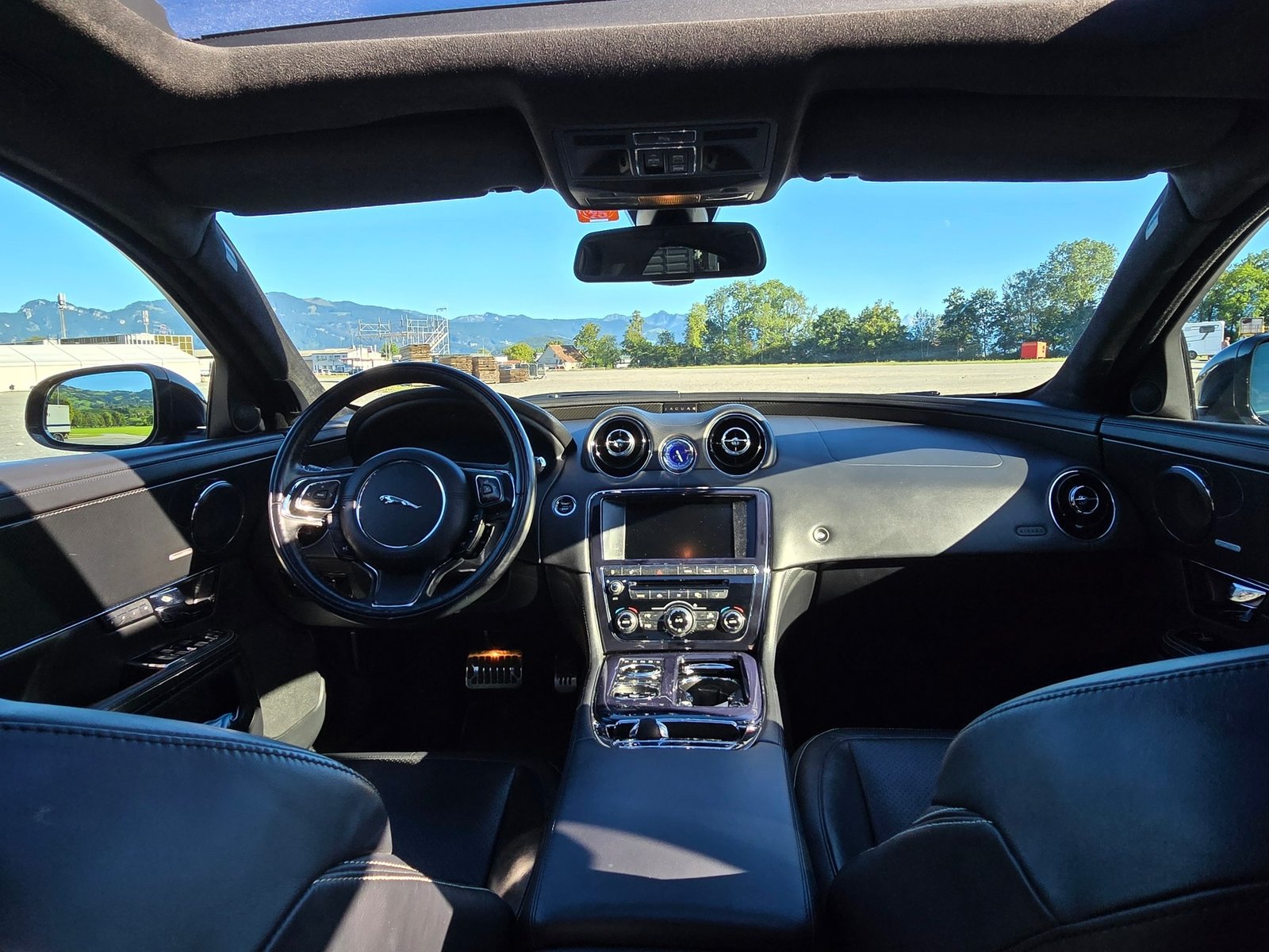 JAGUAR XJ 3.0 V6 D Portfolio, Diesel, Second hand / Used, Automatic - 5