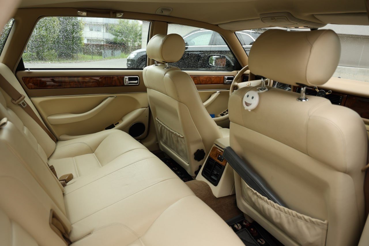 JAGUAR XJ 3.2 Executive, Petrol, Second hand / Used - 4