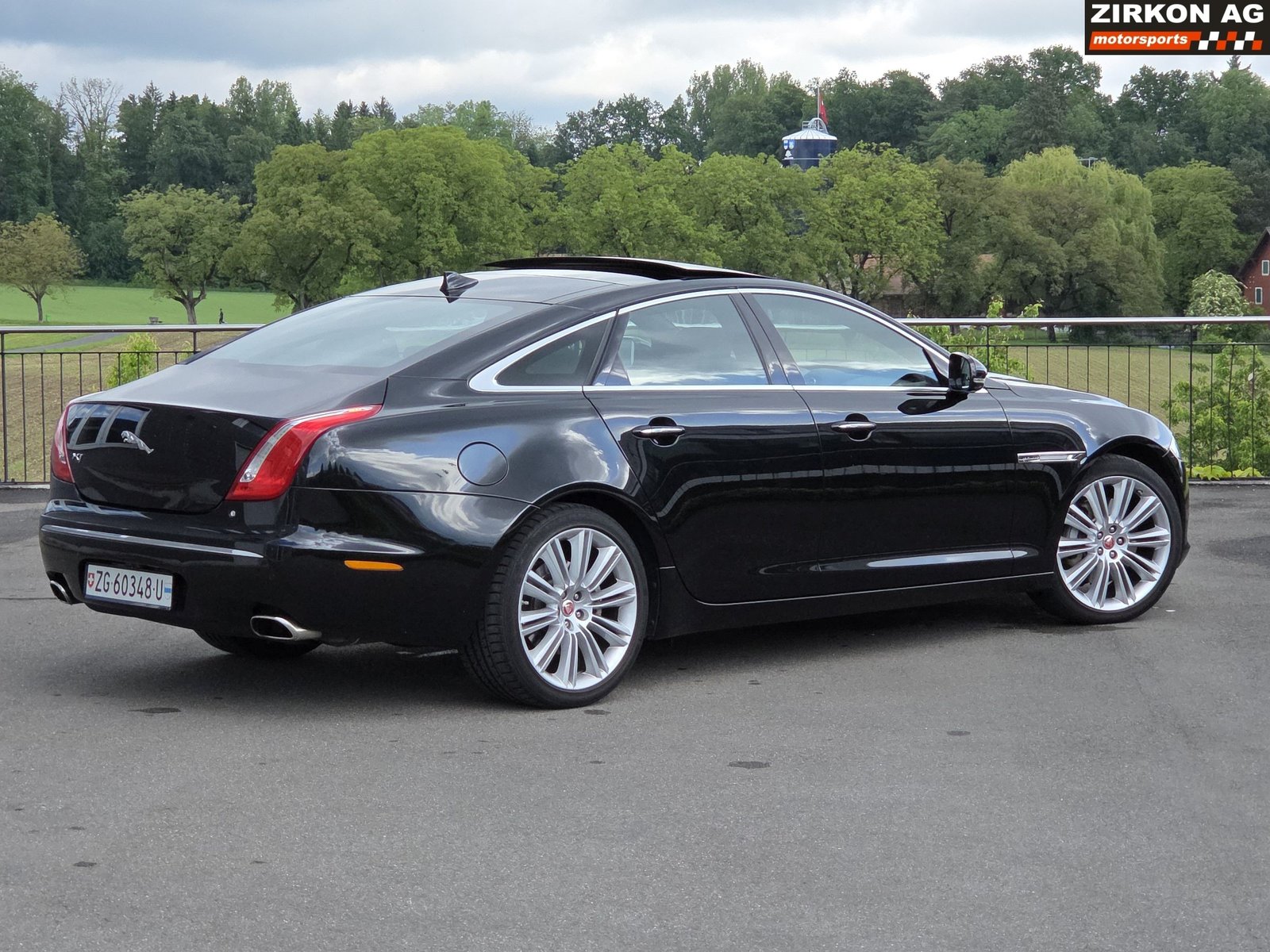 JAGUAR XJ 3.0 S/C Portfolio AWD, Petrol, Second hand / Used, Automatic - 5