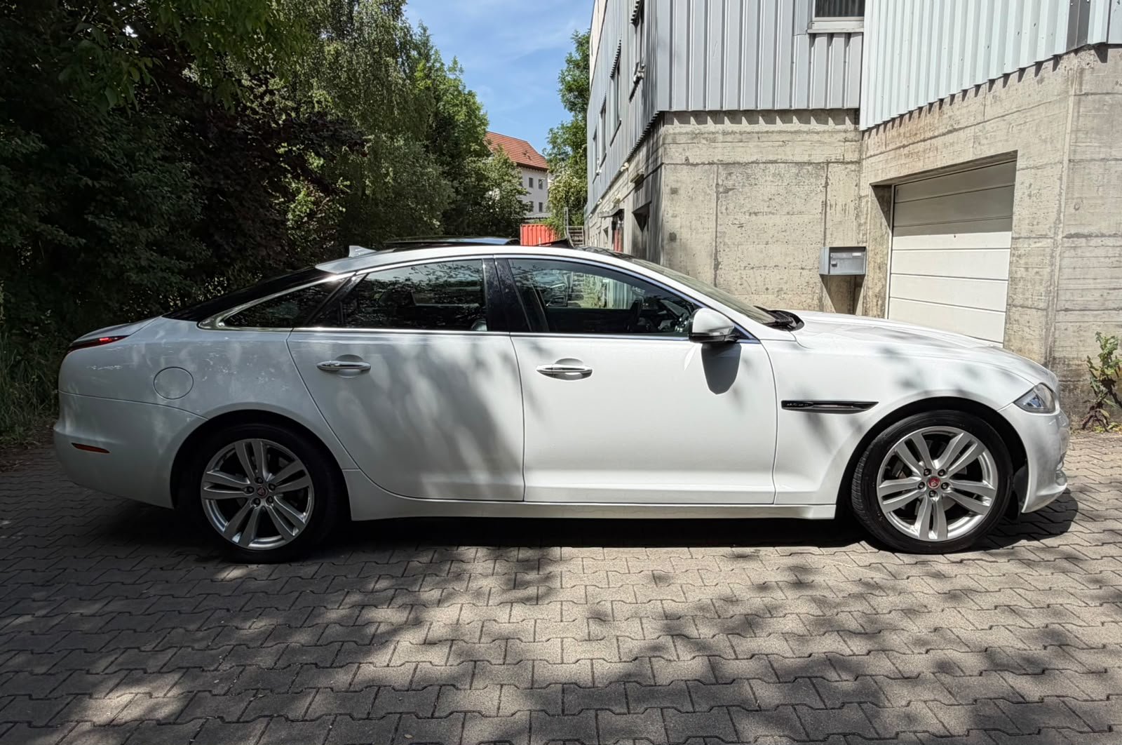 JAGUAR XJ 3.0d V6 Premium Luxury Automatic, Diesel, Occasion / Utilisé, Automatique - 6