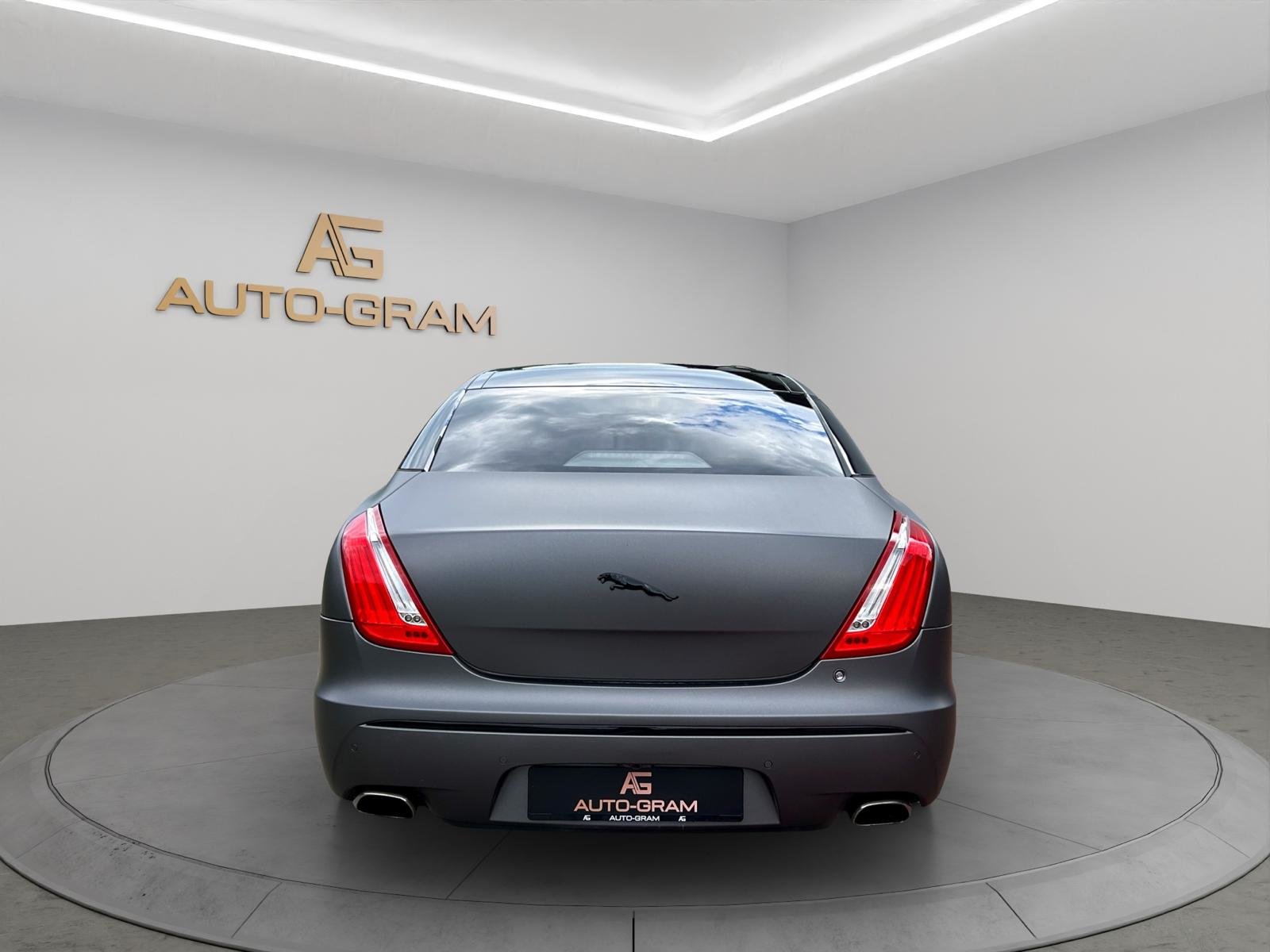 JAGUAR XJ LWB 5.0 V8 S/C Supersport Automatic, Benzina, Occasioni / Usate, Automatico - 4