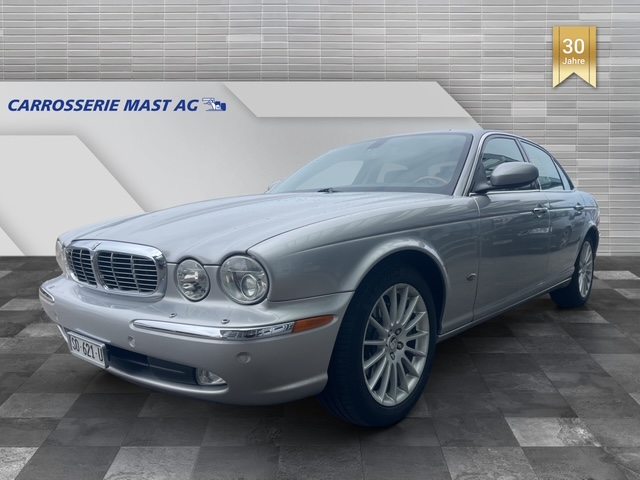 JAGUAR XJ 4.2 V8 Executive, Petrol, Second hand / Used, Automatic - 2