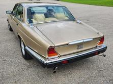 JAGUAR XJ-6 4.2 Sovereign, Essence, Voiture de collection, Automatique - 3