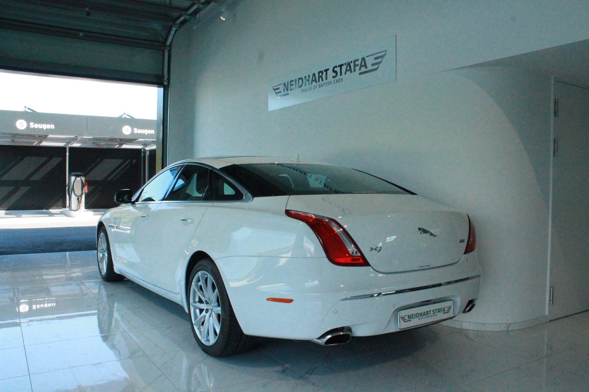 JAGUAR XJ 3.0 V6 S/C Portfolio Automatic AWD, Benzin, Vorführwagen, Automatik - 3