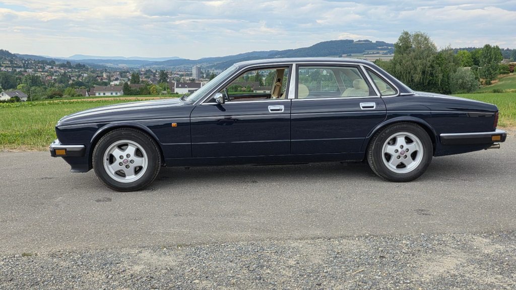 JAGUAR XJ6 3.2 (XJ40), Petrol, Second hand / Used, Automatic - 2