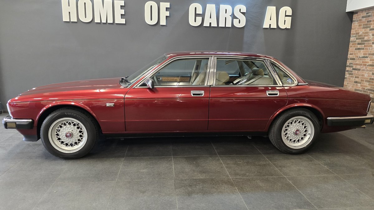 JAGUAR XJ6 4.0 Sovereign, Petrol, Second hand / Used - 4