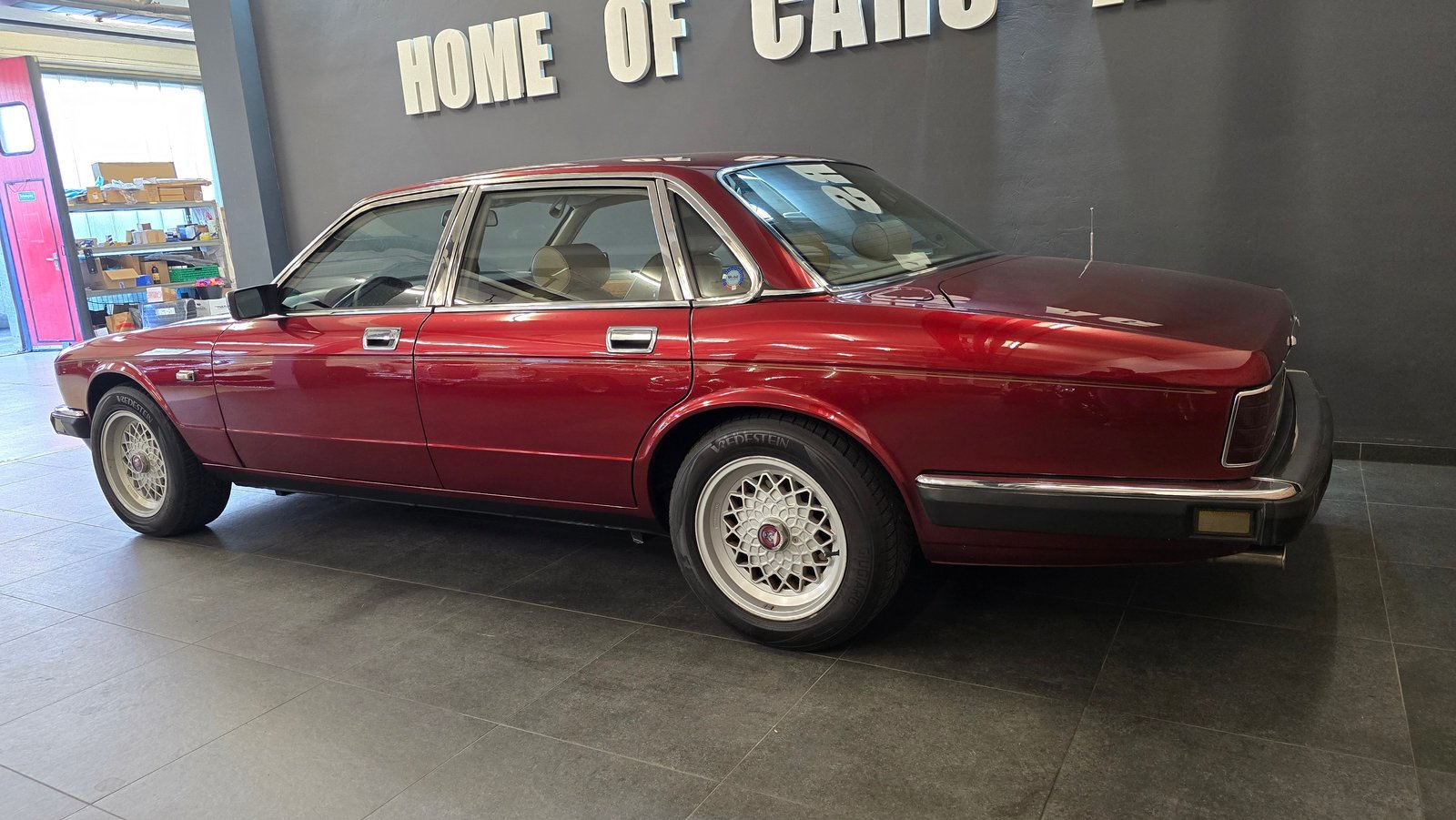 JAGUAR XJ6 4.0 Sovereign, Petrol, Second hand / Used - 6