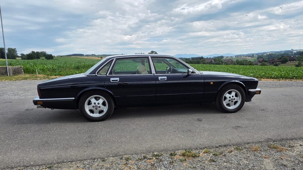 JAGUAR XJ6 3.2 (XJ40), Petrol, Second hand / Used, Automatic - 7