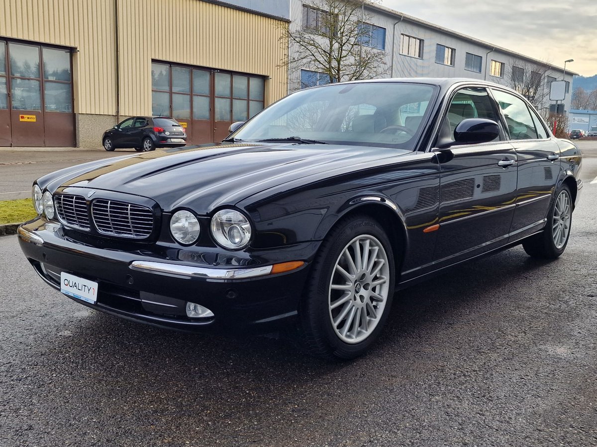 JAGUAR XJ8 3.5 V8 Classic, Benzin, Occasion / Gebraucht, Automatik - 2
