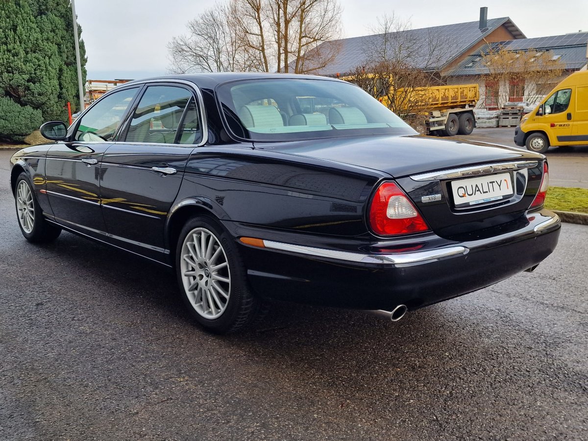 JAGUAR XJ8 3.5 V8 Classic, Benzin, Occasion / Gebraucht, Automatik - 5