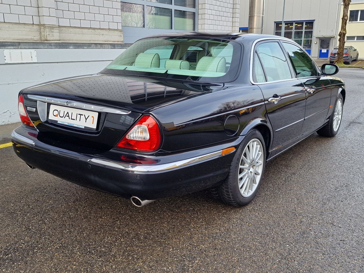 JAGUAR XJ8 3.5 V8 Classic, Benzin, Occasion / Gebraucht, Automatik - 6