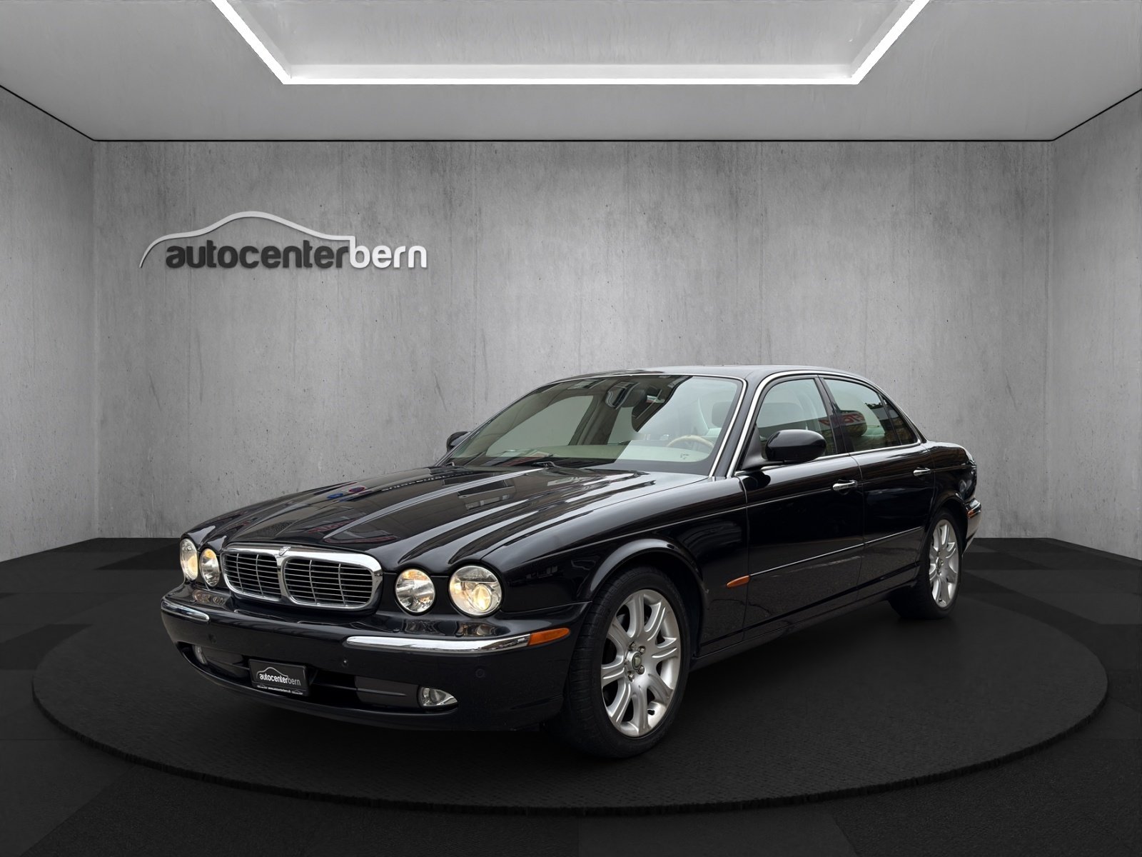 JAGUAR XJ8 4.2 V8 Executive, Benzina, Occasioni / Usate, Automatico - 3