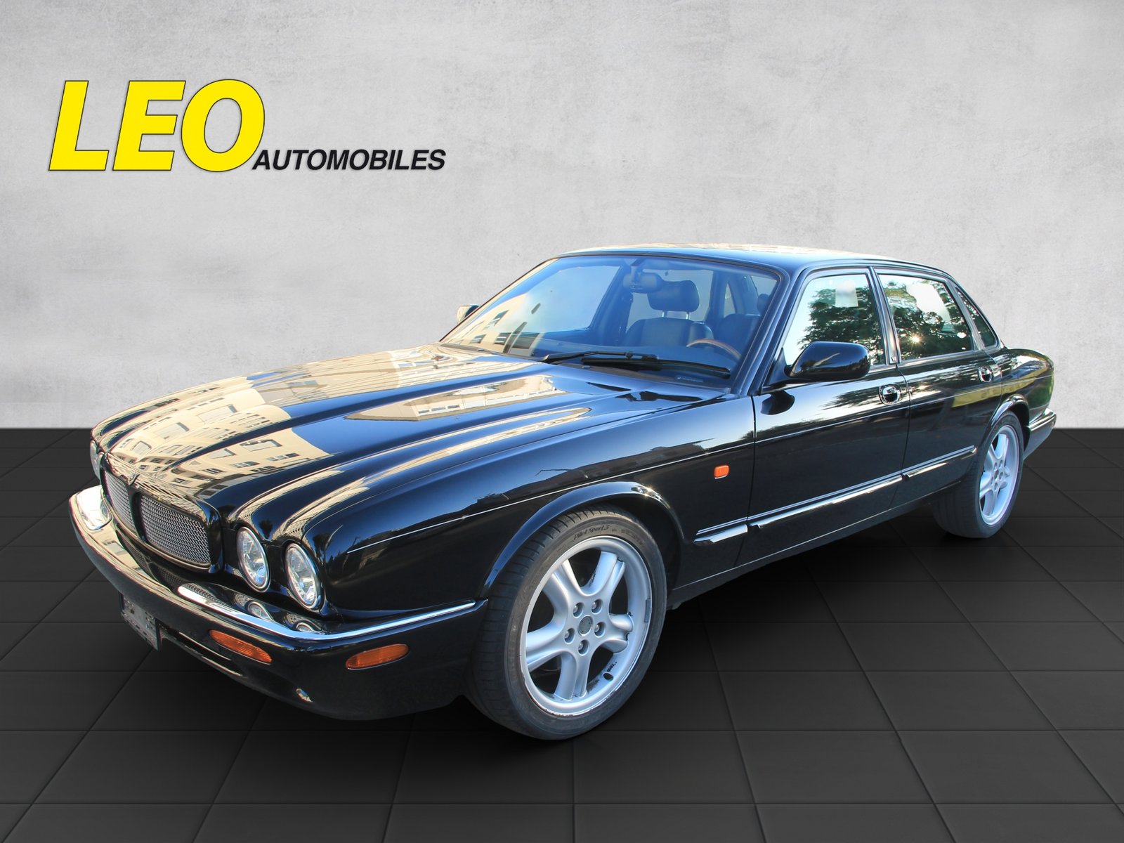 JAGUAR XJR 4.0 V8 S/C, Benzin, Occasion / Gebraucht, Automatik - 2