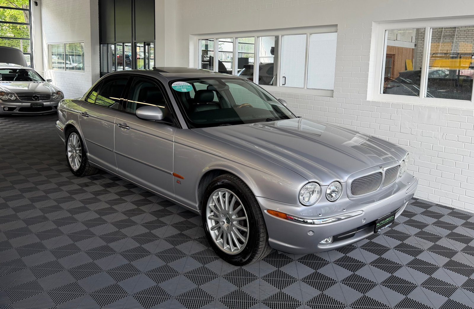 JAGUAR XJR 4.2 V8 S/C 396 PS