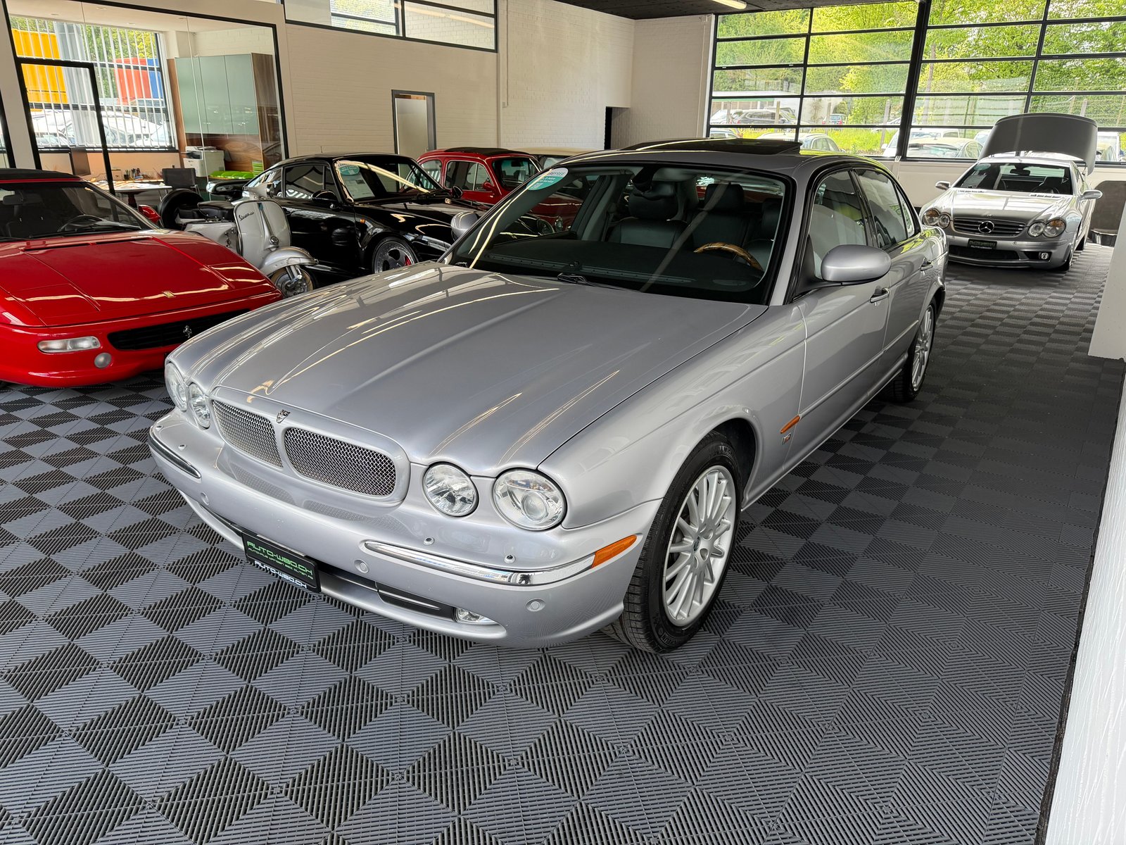 JAGUAR XJR 4.2 V8 S/C 396 PS, Essence, Occasion / Utilisé - 7