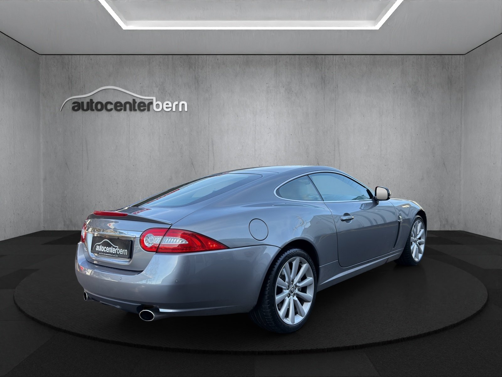 JAGUAR XK 5.0 V8 Automatic, Benzin, Occasion / Gebraucht, Automatik - 7