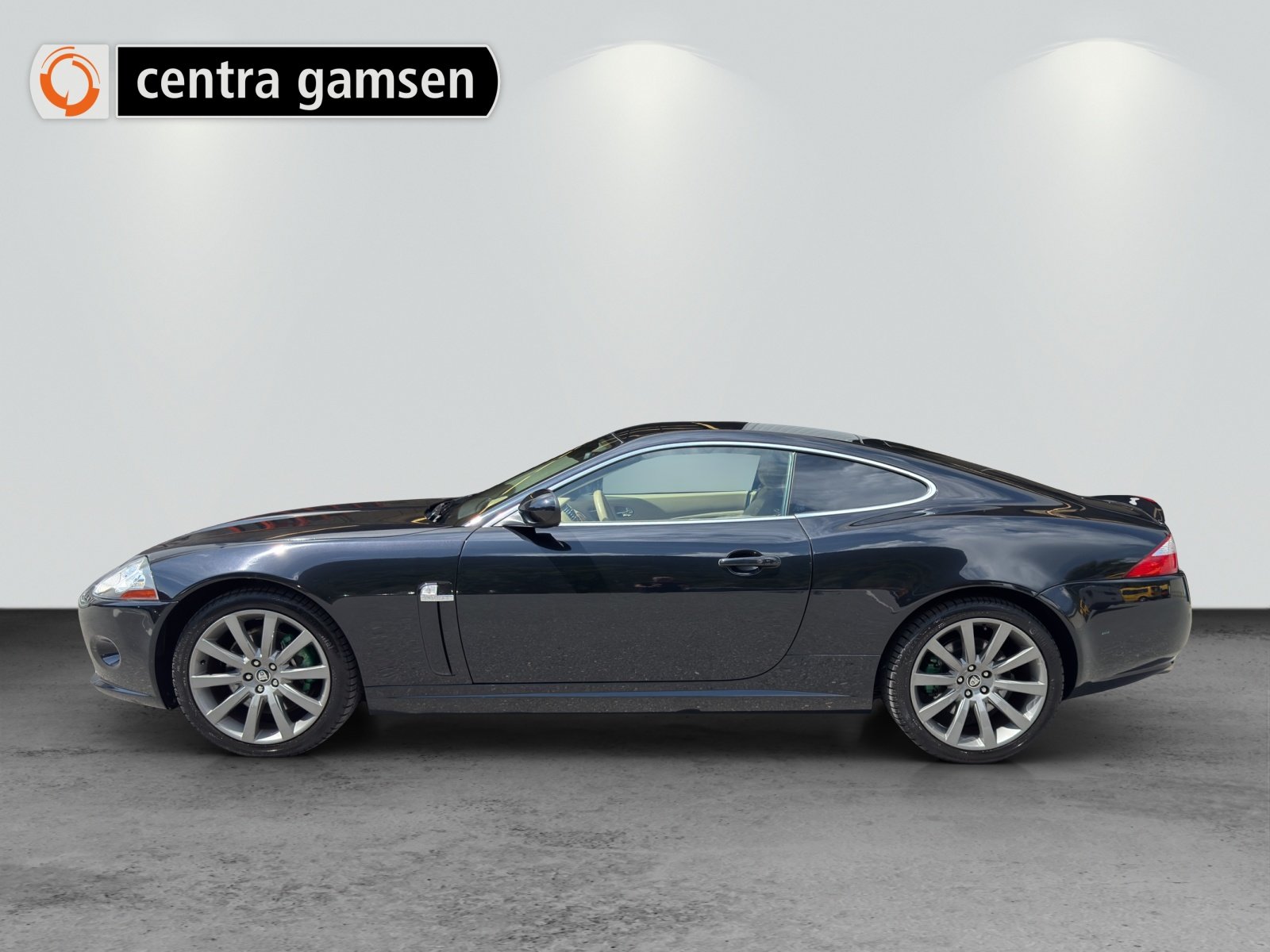 JAGUAR XK 4.2 V8 Automatic Prem Luxury, Essence, Occasion / Utilisé, Automatique - 3