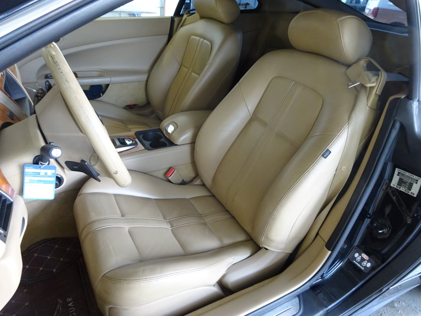 JAGUAR XK 4.2 V8 Automatic Prem Luxury, Essence, Occasion / Utilisé, Automatique - 6