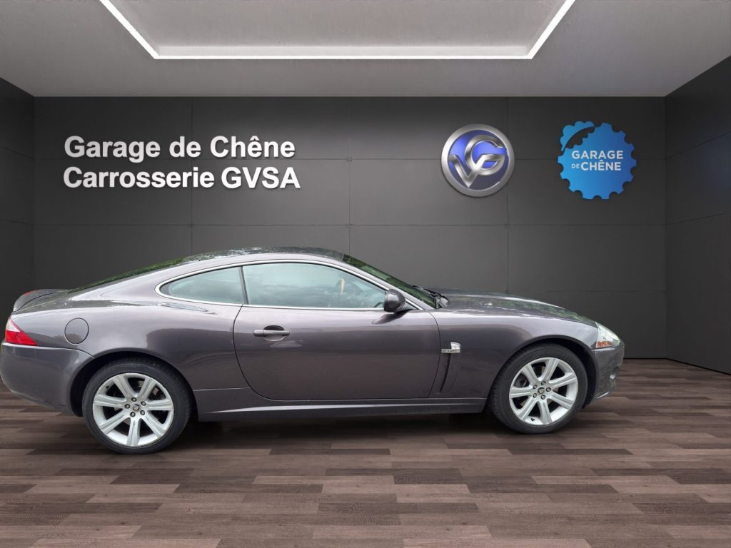JAGUAR XK 4.2 V8, Essence, Occasion / Utilisé, Automatique - 6