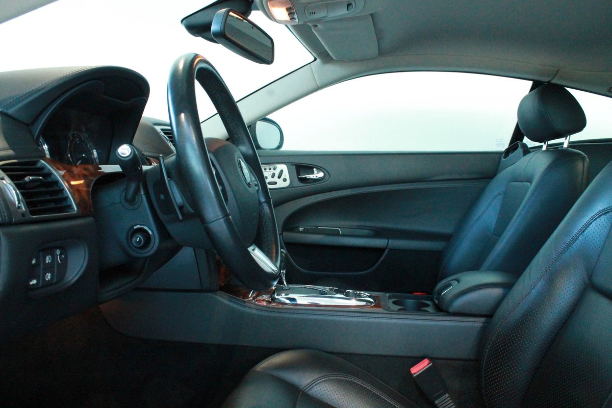JAGUAR XK 4.2 V8 Automatic, Benzin, Occasion / Gebraucht, Automat - 5