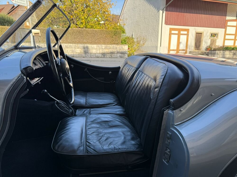 JAGUAR XK120 OTS SE, Petrol, Classic, Manual - 6
