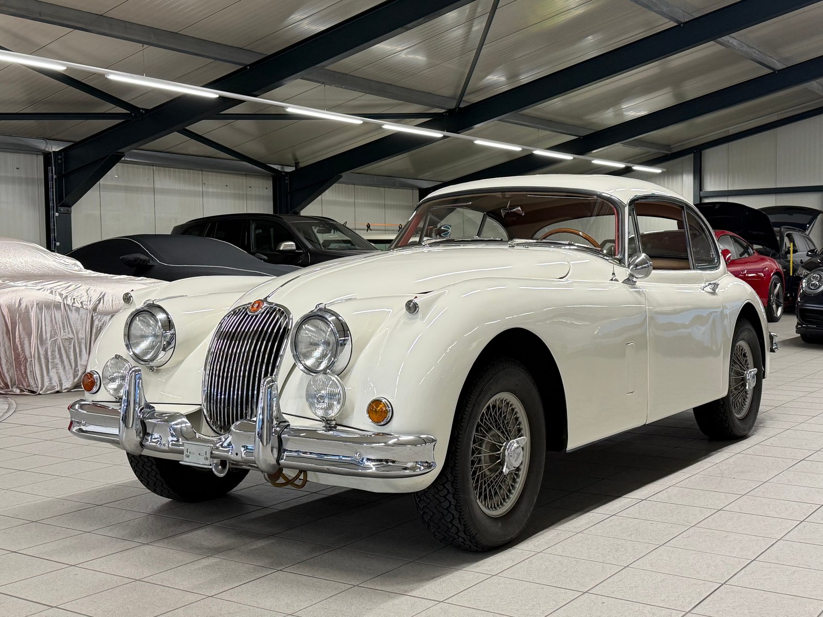 JAGUAR XK150, Petrol, Second hand / Used, Manual