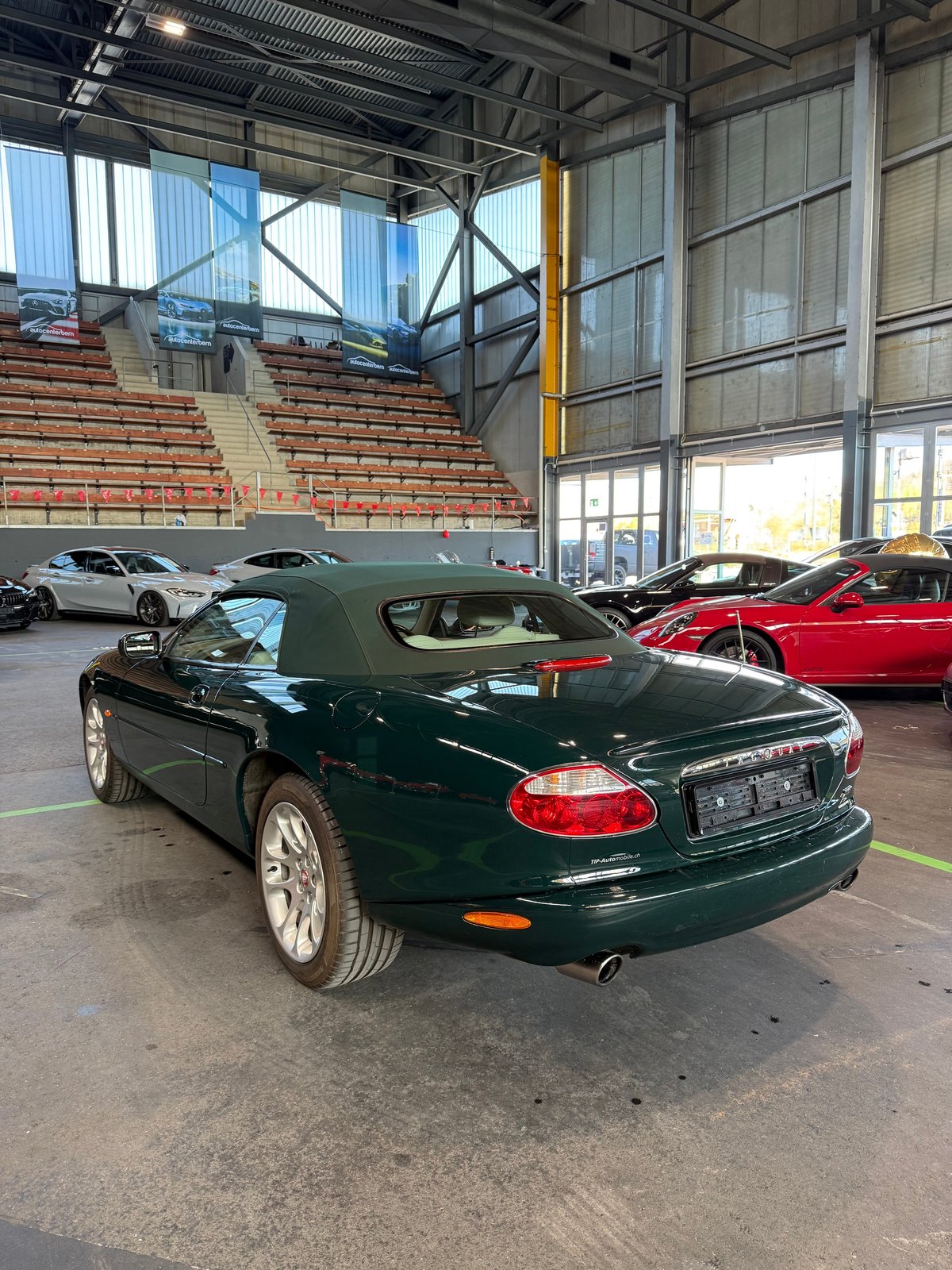 JAGUAR XKR S/C Convertible, Benzin, Occasion / Gebraucht, Automatik - 3
