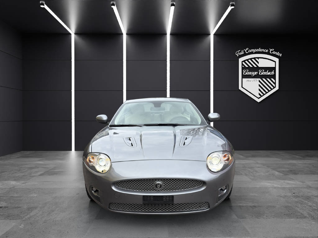 JAGUAR XKR 4.2 V8 SC Automatic, Essence, Occasion / Utilisé, Automatique - 3