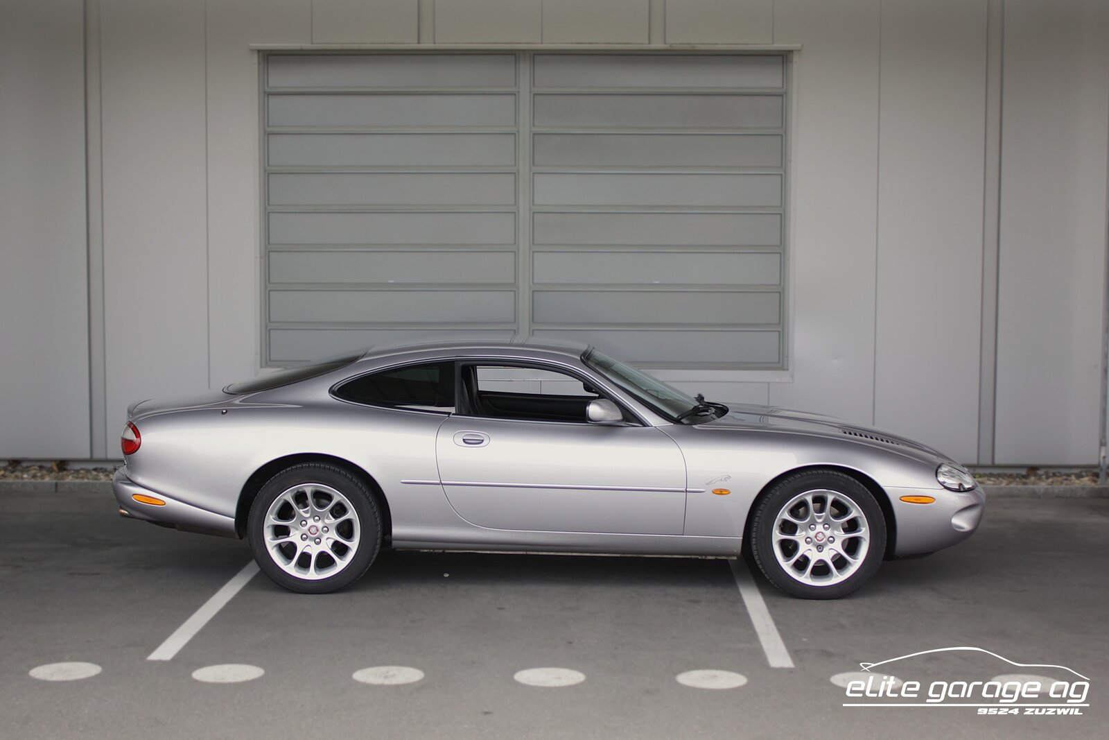 JAGUAR XKR S/C, Petrol, Second hand / Used, Automatic - 6