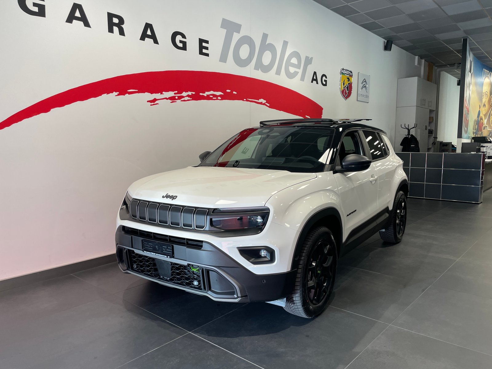 JEEP Avenger 1.2 Turbo MHEV Overland Leather Sky 4xe, Essence, Voiture nouvelle, Automatique - 2