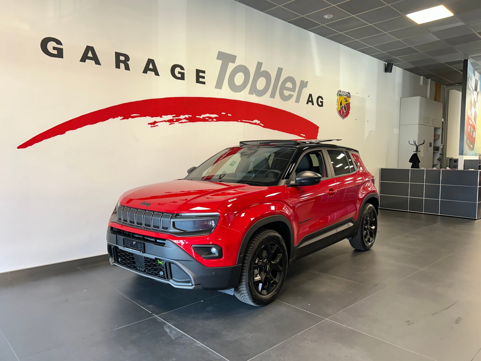 JEEP Avenger 1.2 MHEV Overland Leather Sky 4xe, Essence, Voiture nouvelle, Automatique - 2