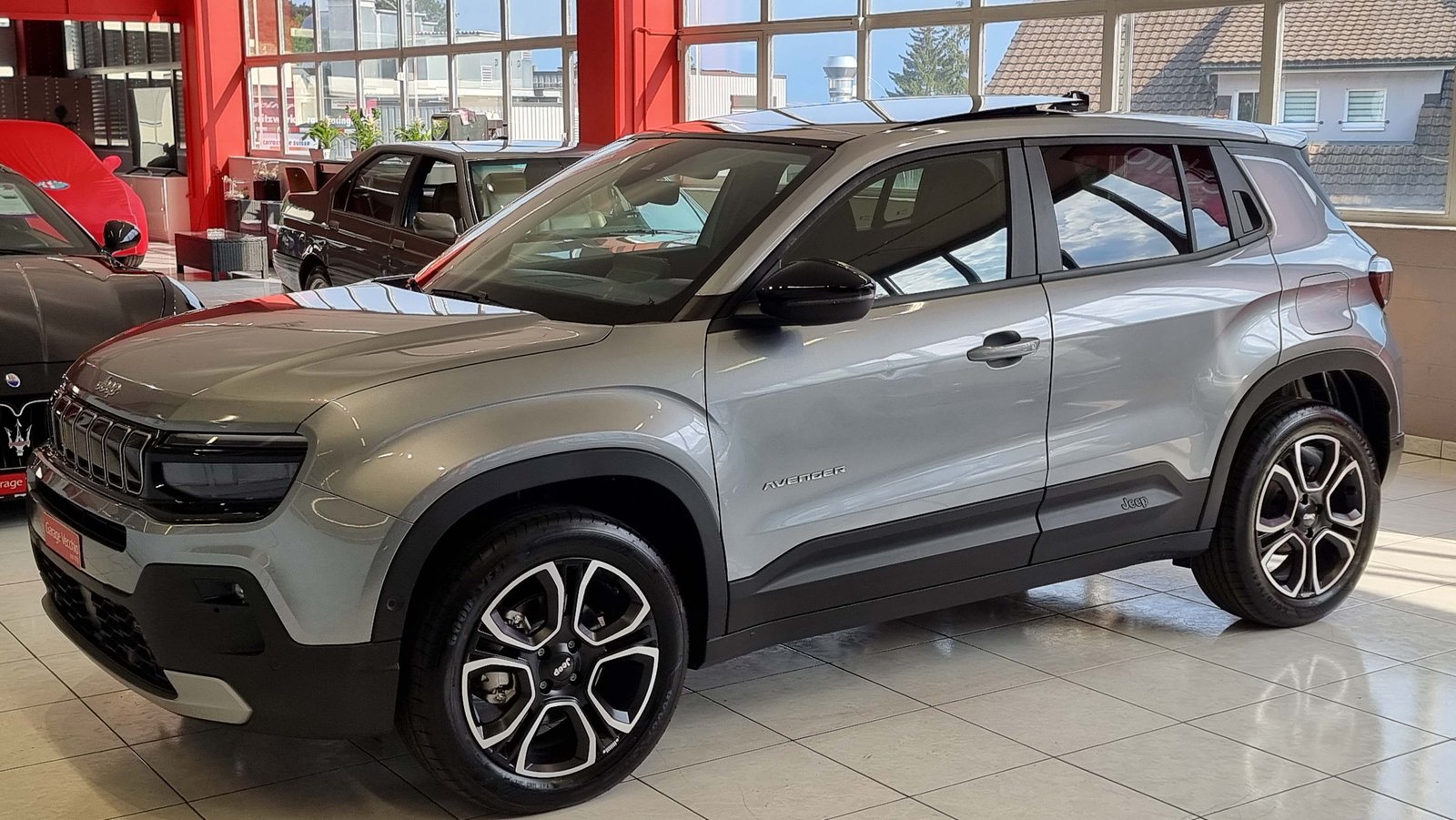 JEEP Avenger 1.2 MHEV Summit, Hybride Léger Essence/Électricité, Voiture nouvelle, Automatique - 2