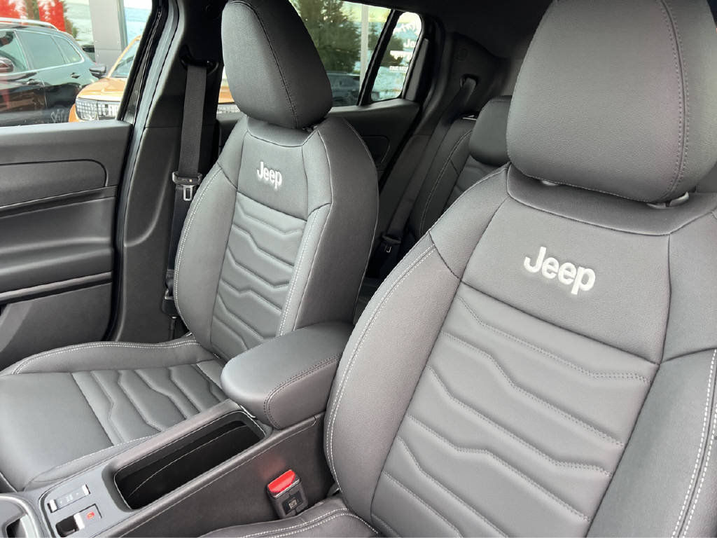 JEEP Avenger 1.2 MHEV Overland 4xe, Hybride Leggero Benzina/Elettrica, Auto nuove, Automatico - 6