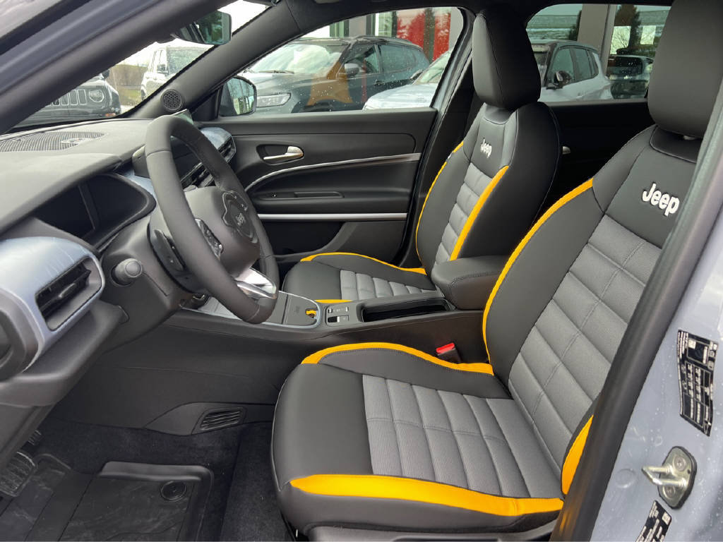 JEEP Avenger 1.2 MHEV The North Face 4xe, Mild-Hybrid Petrol/Electric, New car, Automatic - 6