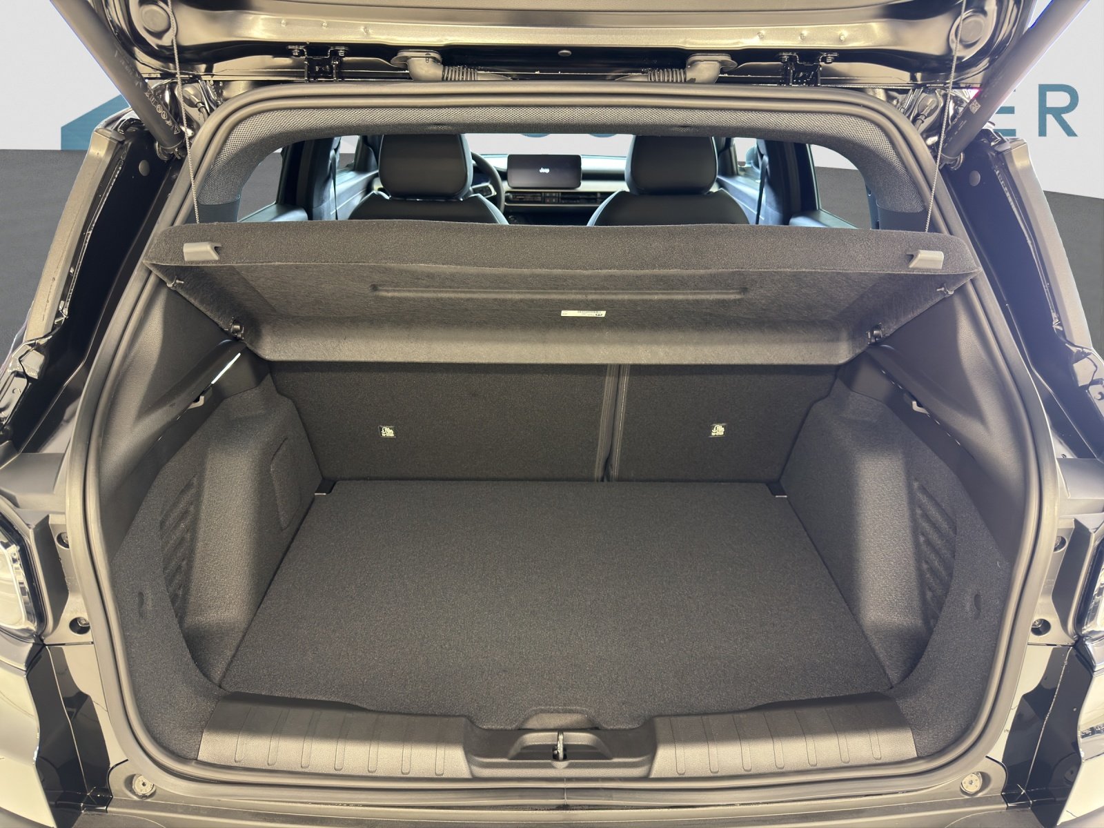 JEEP AVENGER 1.2 MHEV Overland 4, Hybride Leggero Benzina/Elettrica, Auto nuove, Automatico - 7