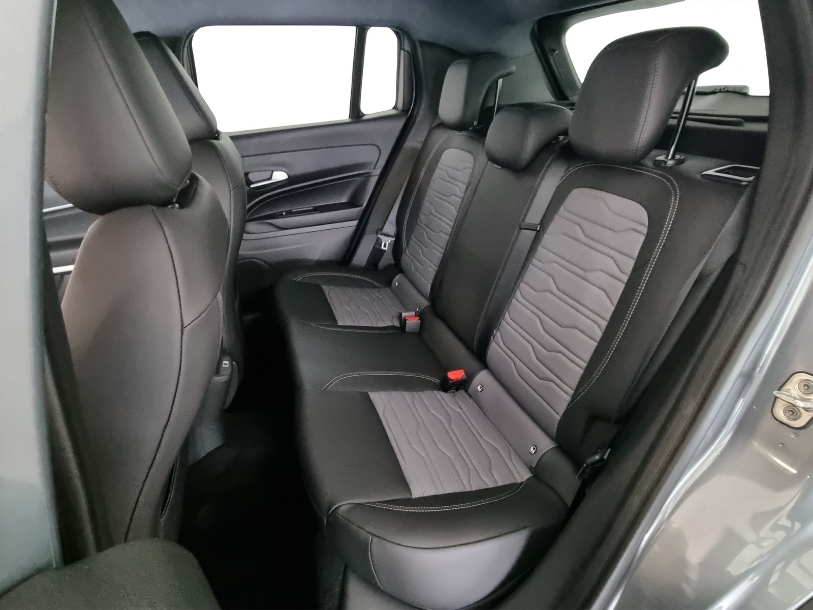 JEEP Avenger 1.2 MHEV Upland 4xe, Hybride Leggero Benzina/Elettrica, Auto nuove, Automatico - 7