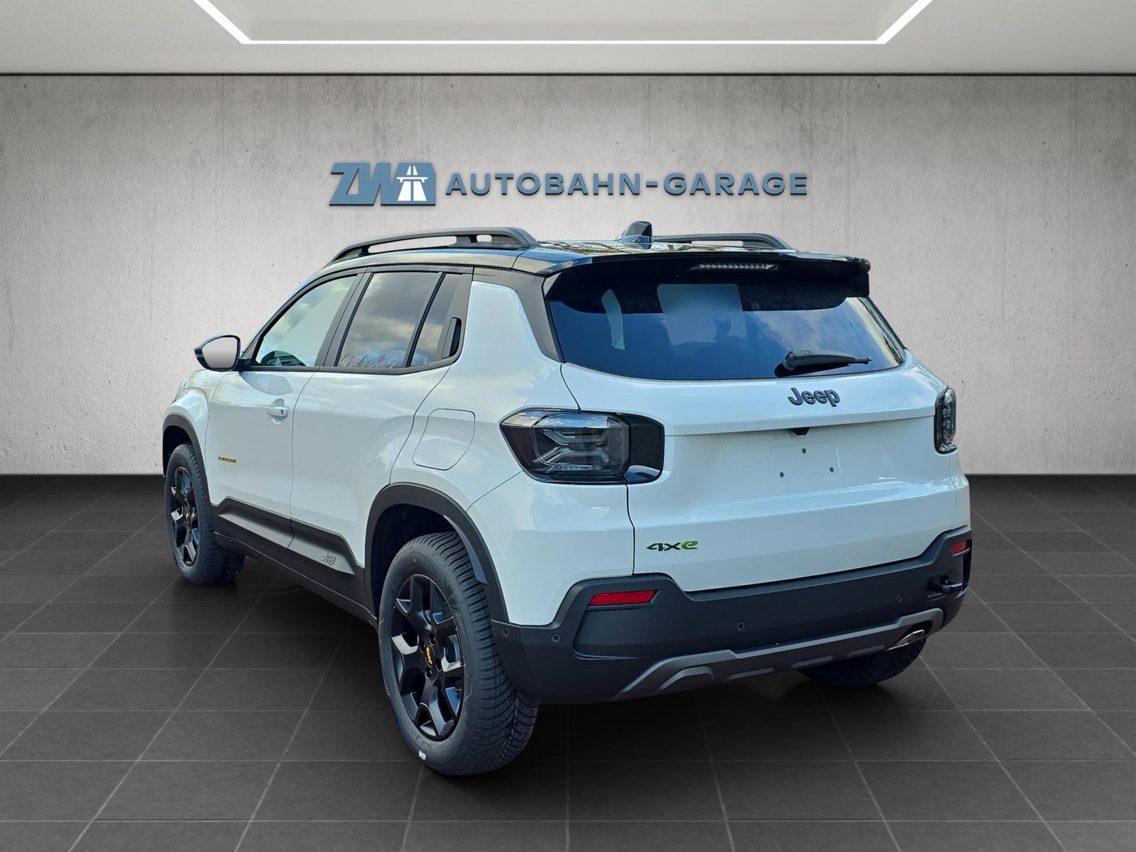 JEEP Avenger 1.2 MHEV The North Face 4xe, Mild-Hybrid Petrol/Electric, New car, Automatic - 3