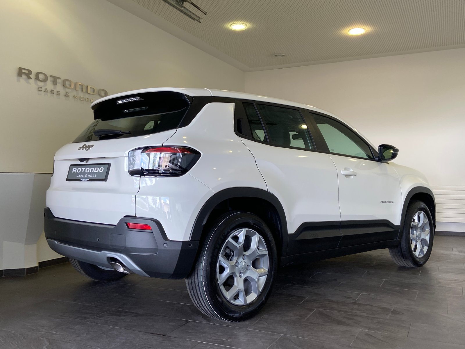 JEEP Avenger 1.2 Turbo Altitude, Petrol, New car, Manual - 2