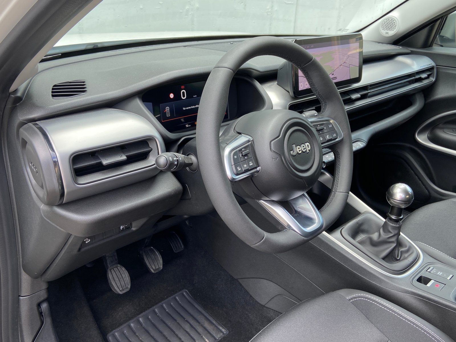 JEEP Avenger 1.2 Turbo Altitude, Petrol, New car, Manual - 4