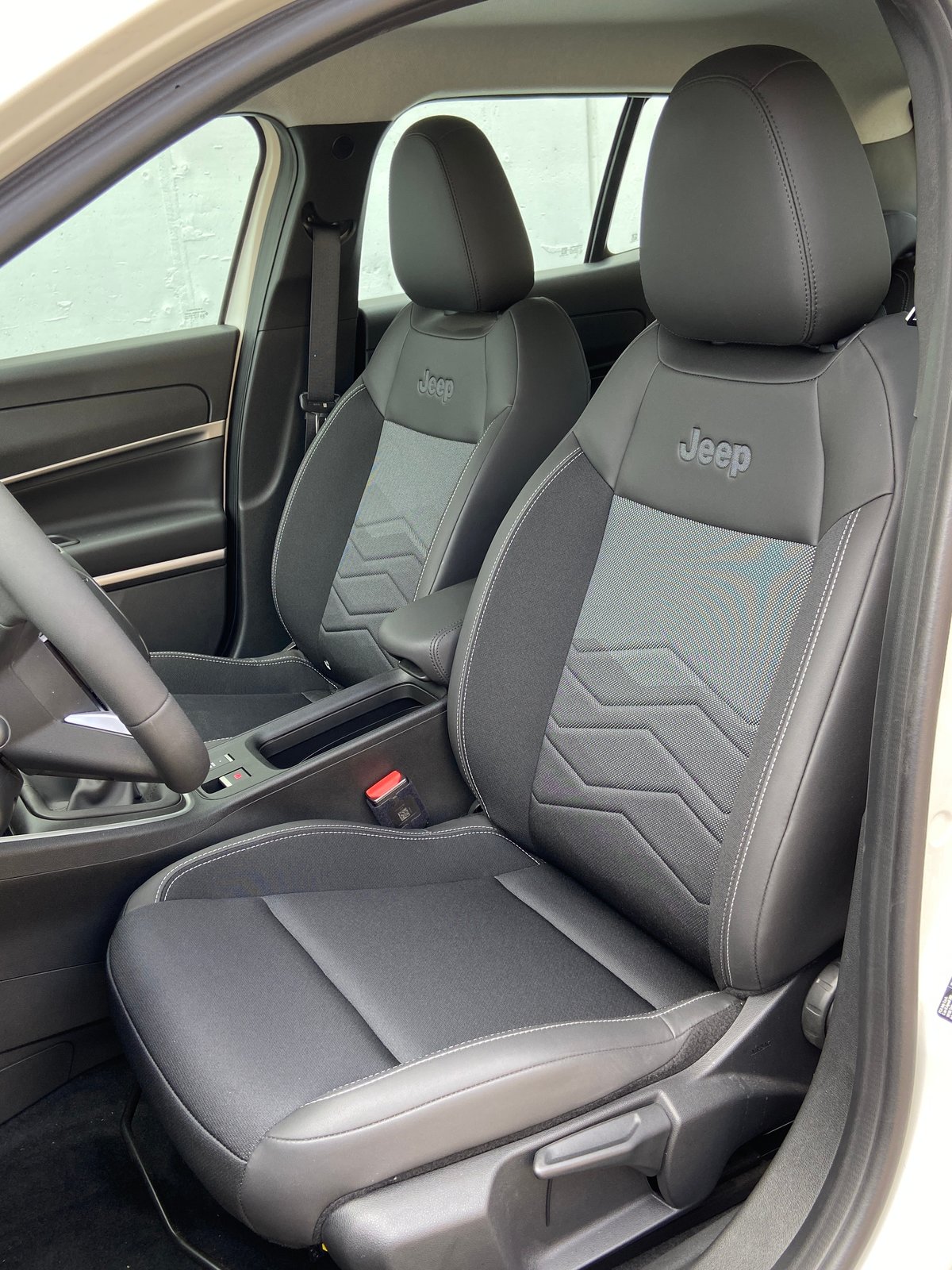 JEEP Avenger 1.2 Turbo Altitude, Petrol, New car, Manual - 5
