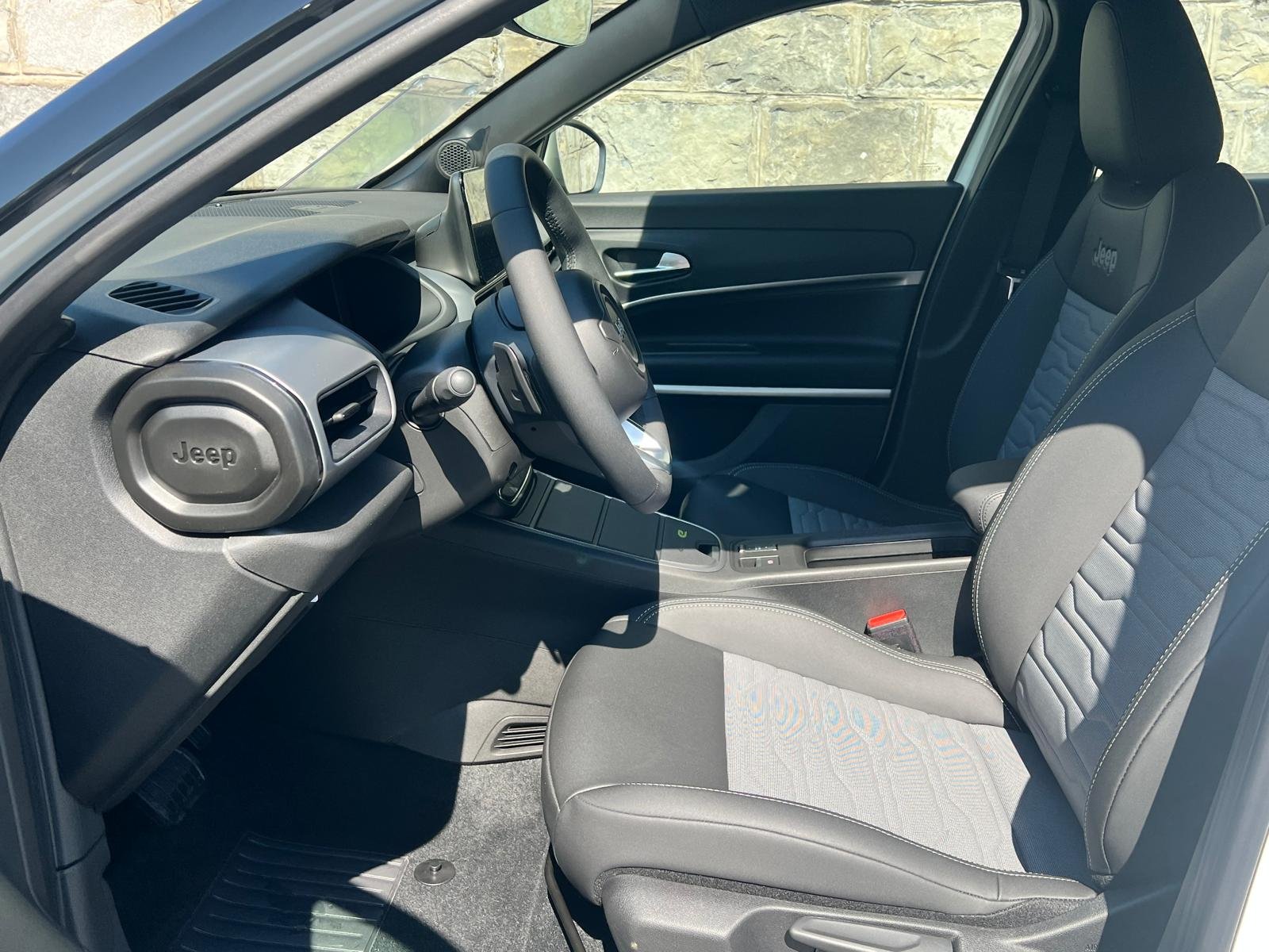 JEEP Avenger 1.2 Turbo MHEV Upland Plus 4xe, Hybride Leggero Benzina/Elettrica, Auto nuove, Automatico - 4
