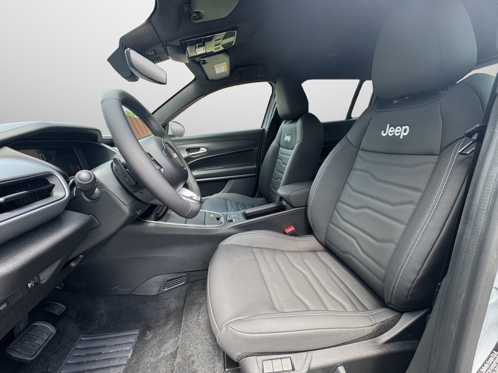 JEEP Avenger 1.2 MHEV Overland 4xe, Hybride Léger Essence/Électricité, Voiture nouvelle, Automatique - 5