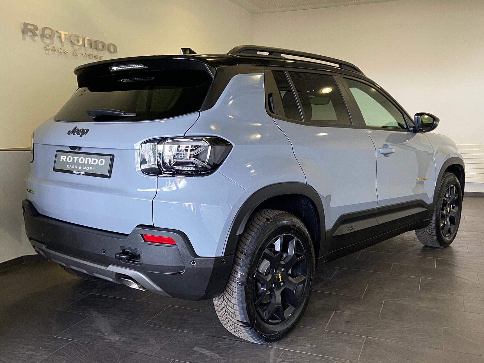 JEEP Avenger 1.2 Turbo MHEV The North Face 4xe, Hybride Leggero Benzina/Elettrica, Auto nuove, Automatico - 2