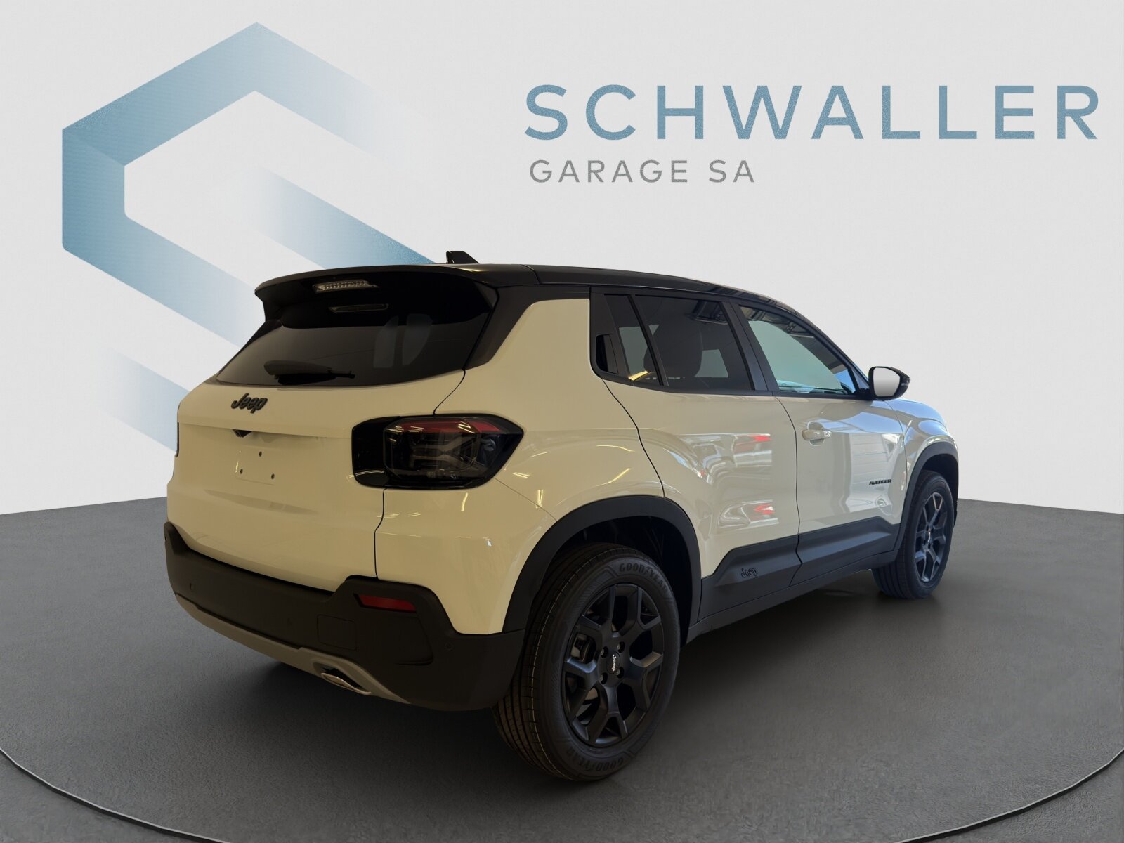 JEEP AVENGER 1.2 MHEV Altitude, Mild-Hybrid Petrol/Electric, New car, Automatic - 4