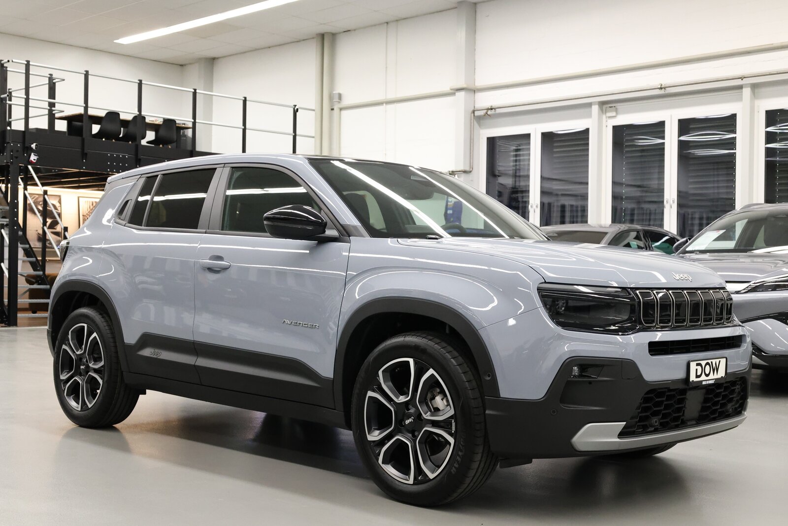 JEEP Avenger 1.2 MHEV Summit, Mild-Hybrid Benzin/Elektro, Neuwagen, Automatik - 2