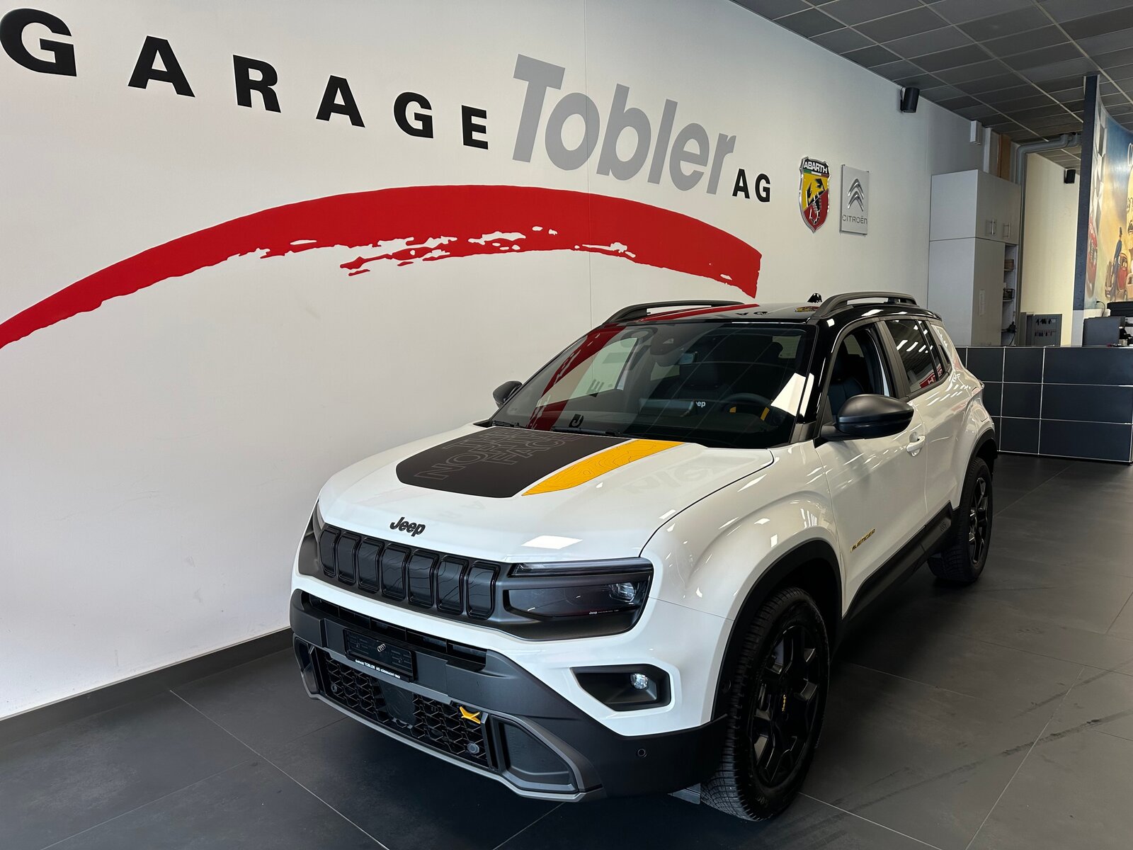 JEEP Avenger 1.2 Turbo MHEV The North Face 4xe, Mild-Hybrid Petrol/Electric, New car, Automatic - 6