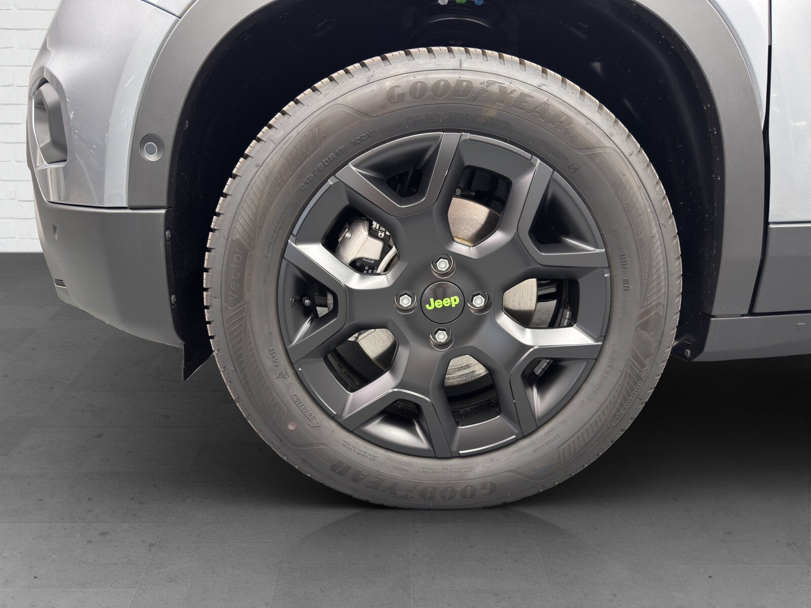 JEEP Avenger 1.2 MHEV Overland 4xe, Mild-Hybrid Petrol/Electric, New car, Automatic - 6